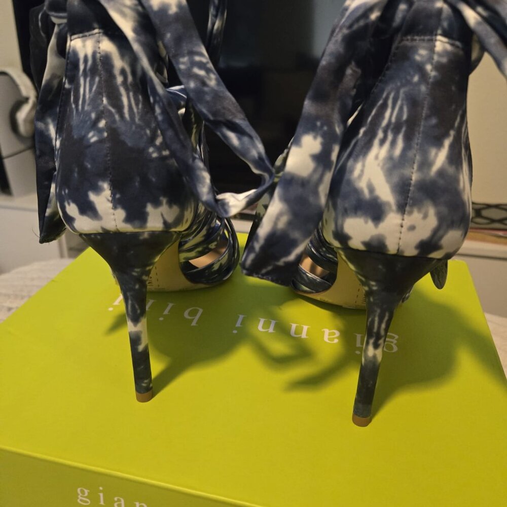 NIB Gianni Bini Abrianna Denim Blue MLT Stiletto Heels | Size 7 - Picture 3 of 9